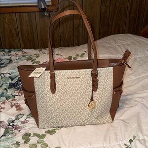 Michael Kors Tan and Cream Signature Tote